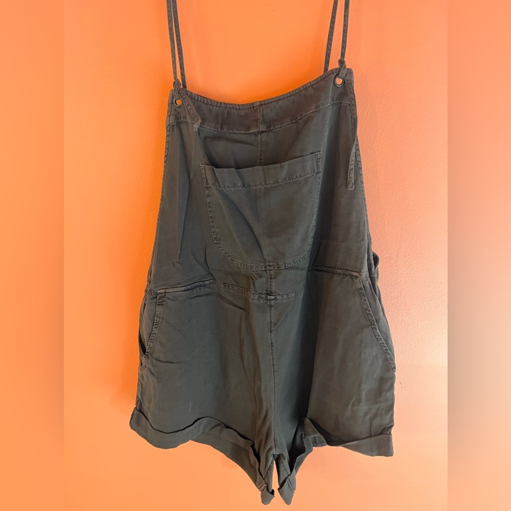 Billabong Black/Gray Romper